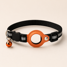 Arelio TraceCollar reflective breakaway cat collar with empty tracker holder